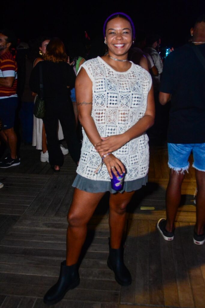 Show de Teresa Cristina na praia - Camila Rocha