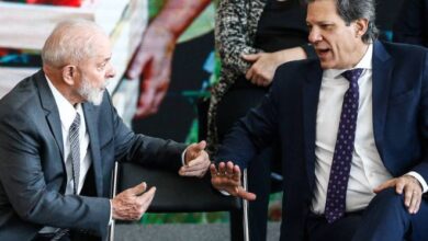 Aliados defendem que Lula foque entregas e dê menos palanque a Campos Neto
