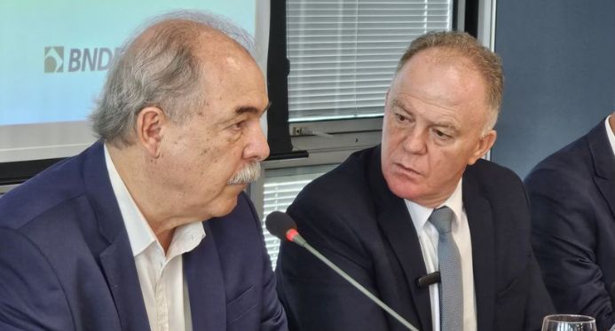 Casagrande participa de reunião no RJ para discutir Fundo Clima e ações contra mudanças climáticas