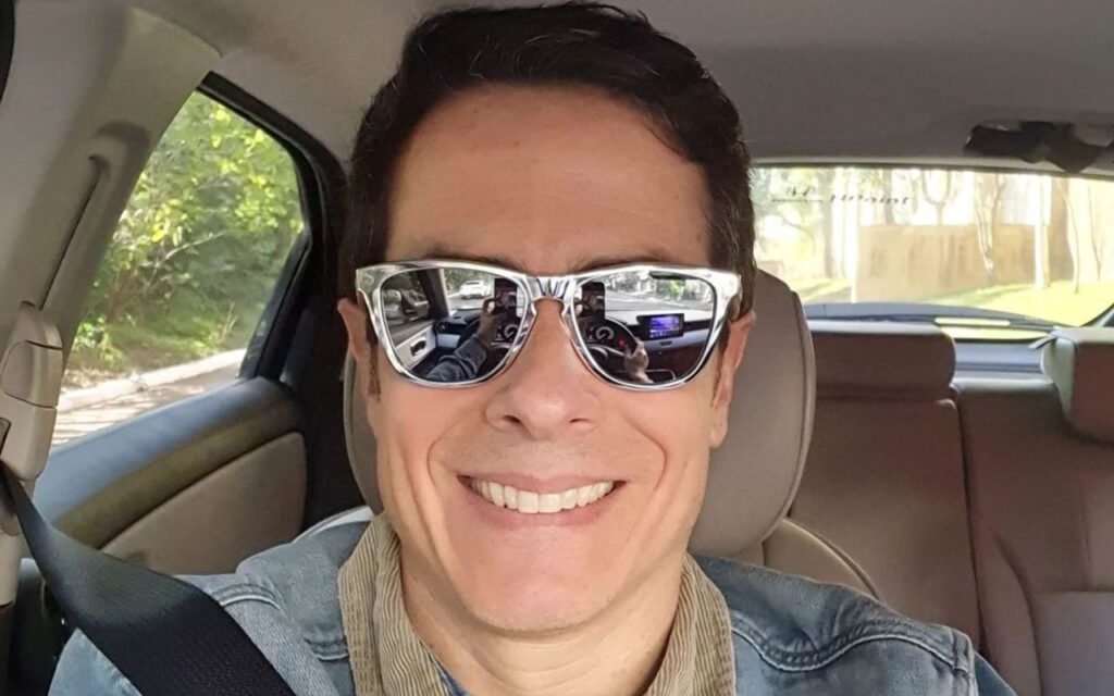 Felipe Folgosi revela que está sem sexo há mais de 2 anos