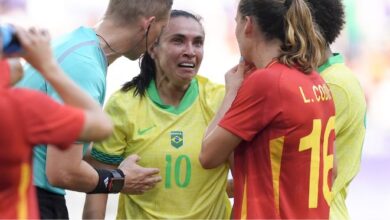 Paris 2024: Com Marta expulsa, Brasil perde para Espanha, mas se classifica às quartas de final