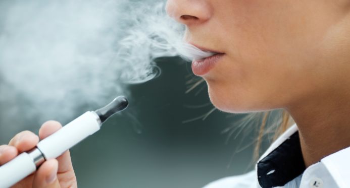 Secretaria de Saúde alerta para riscos do uso dos cigarros eletrônicos