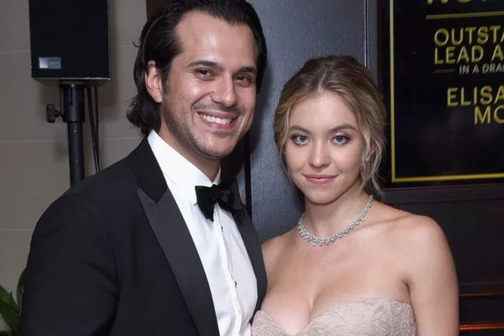 Jonathan Davino e Sydney Sweeney