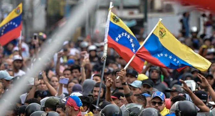 Venezuela expulsa diplomatas de países que contestam eleição