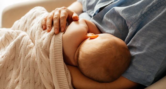 Agosto Dourado: hospitais estaduais reforçam ações sobre aleitamento materno ao longo do mês