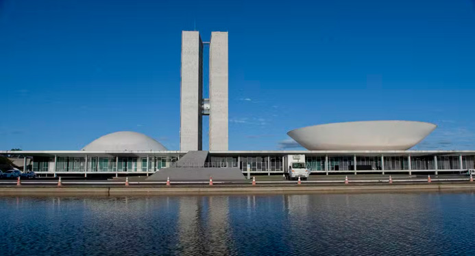 Alvo do STF, pagamento de emendas de comissão aumentou quase 6.000% em relação a 2022