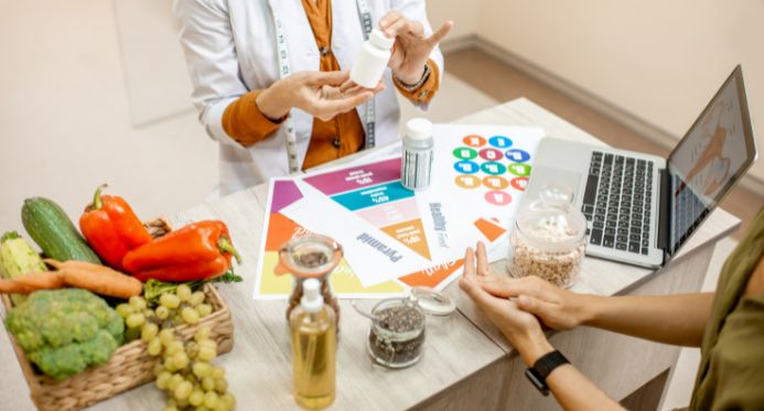 Dia do Nutricionista: profissionais destacam a importância da alimentação saudável na terceira idade