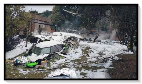 Fotos mostram como ficou o ATR-72 da Voepass que caiu em Vinhedo, após o total controle das chamas