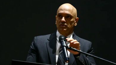Mensagens apontam que Moraes usou TSE para investigar bolsonaristas, diz jornal