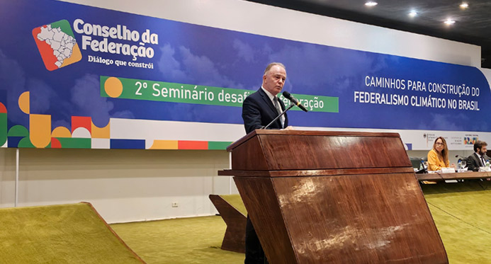 Governador Casagrande participa de evento sobre federalismo climático no País