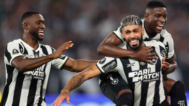 Libertadores: Botafogo atropela Peñarol e encaminha vaga na final