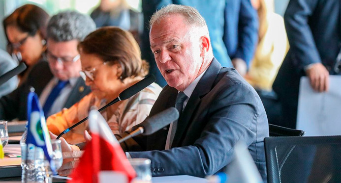 Casagrande participa de nova reunião do Fórum de Governadores, em Brasília