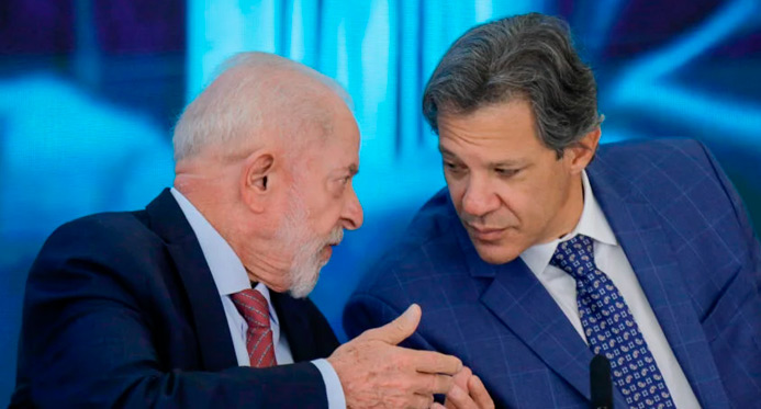 Lula e Haddad passam o dia em reunião para tentar fechar o corte de gastos