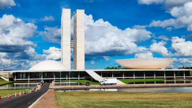 PEC do fim da escala 6x1 atinge assinaturas necessárias para ser protocolada