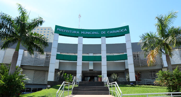 Cariacica expande abono de R$ 6 mil para todos os profissionais da educação básica