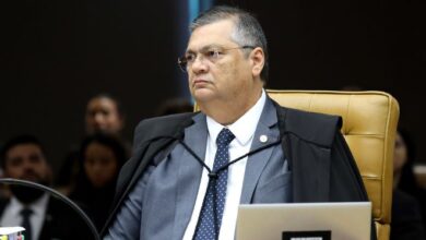 Dino libera retomada do pagamento de emendas parlamentares suspensas