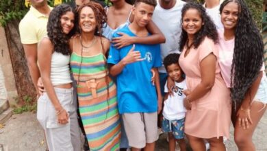 Sarah Aline e família