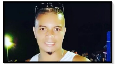 Luto na música brasileira: sambista falece aos 49 anos após bater de frente com carreta e show é cancelado; ‘que você possa cantar no céu’