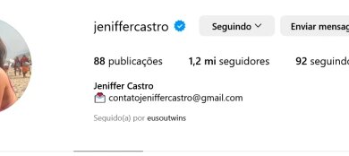 Mulher que recusou ceder assento em avião para criança já ganhou 1 milhão de seguidores