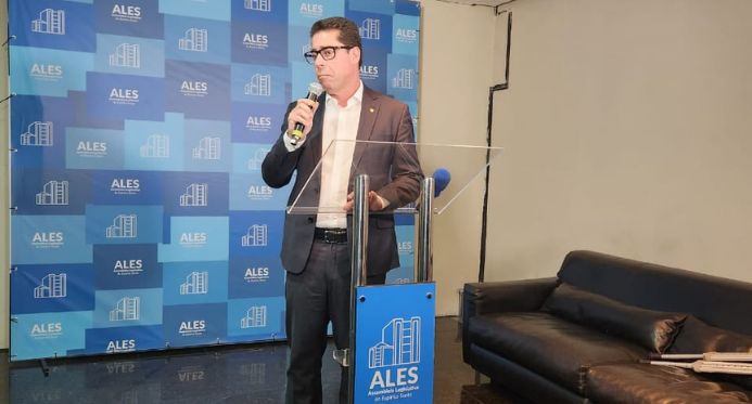 Presidente da Ales faz balanço do ano e confirma concurso público para 2025
