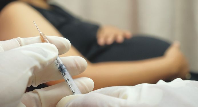 Vacina contra Covid-19 entra no calendário de vacinação para idosos e gestantes