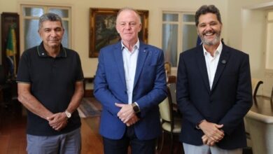 Casagrande anuncia mudanças no governo e Vidigal assume Secretaria de Desenvolvimento