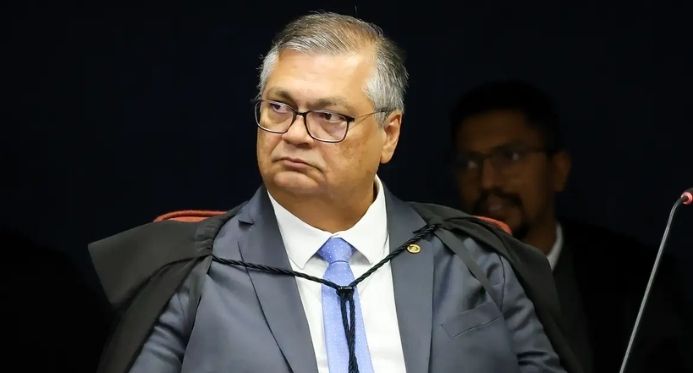 Dino libera emendas da saúde para garantir piso constitucional