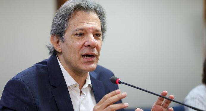 Haddad defende redução de taxas de vale-refeição para baratear comida