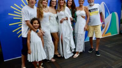 Helô Pinheiro e Família