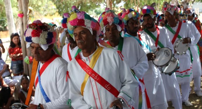 Itaúnas é palco da Festa de São Benedito e São Sebastião, com mais de 20 grupos folclóricos