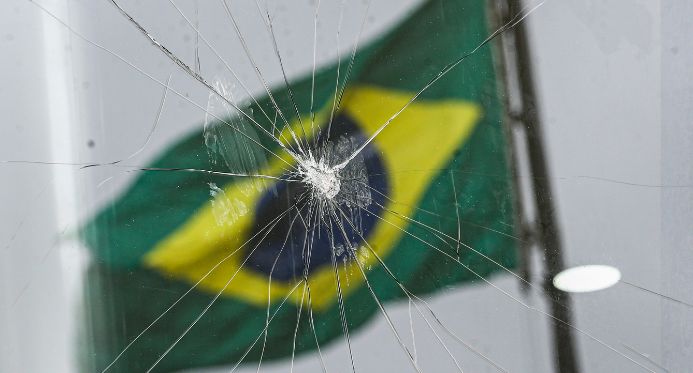 Lula fará série de atos sobre ataques golpistas do 8/1 na quarta-feira