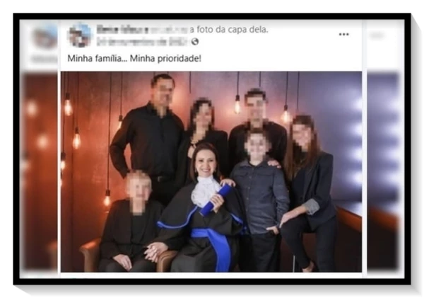 Mulher acusada de envenenar a farinha do bolo que matou 3 parentes de seu esposo posou com a família nas redes: ‘Minha prioridade’