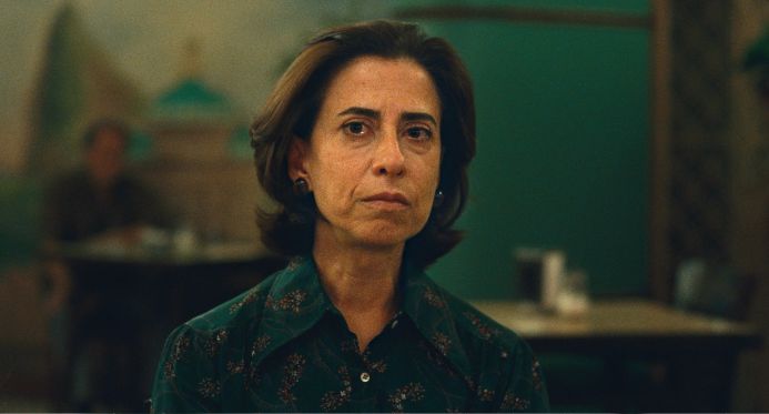 Prêmio de Fernanda Torres une Brasil, diz diretora