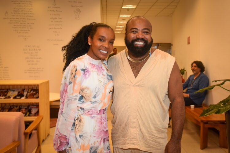 Os ex-BBB Thelma Assis e Rodrigo Franca
