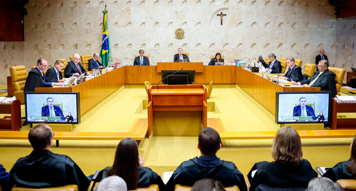 Barroso diz que não é justo criticar STF por cumprir Constituição