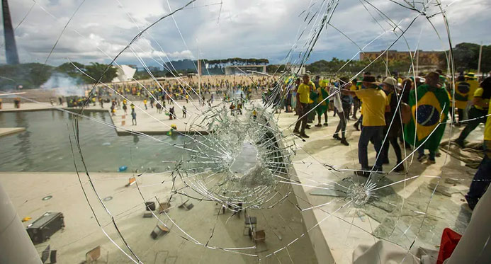 “Dizer que foi golpe? Golpe tem que ter líder”, diz Hugo sobre 8 de Janeiro