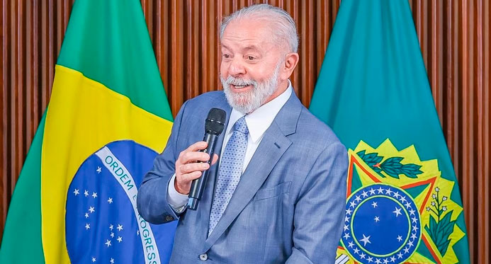 Lula diz que Bolsonaro vai ‘perder outra vez' se concorrer contra ele em 2026