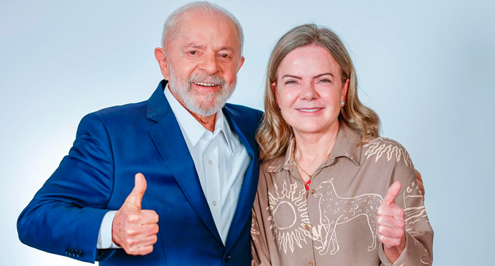 Lula escolhe Gleisi Hoffmann para articulação política do governo