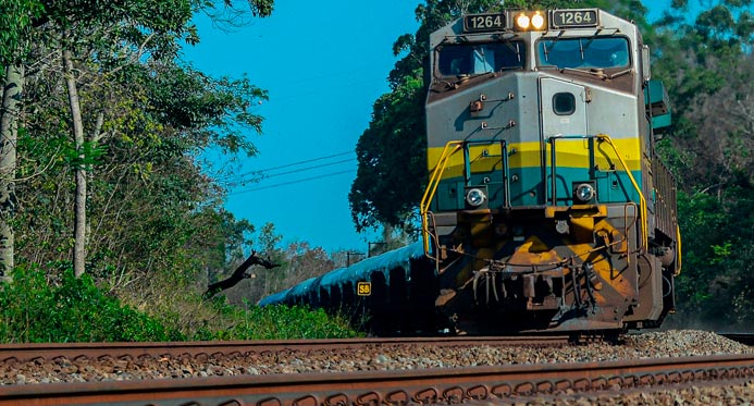 Ministro dos Transportes autoriza ANTT a publicar decreto sobre ferrovia Cariacica-Anchieta