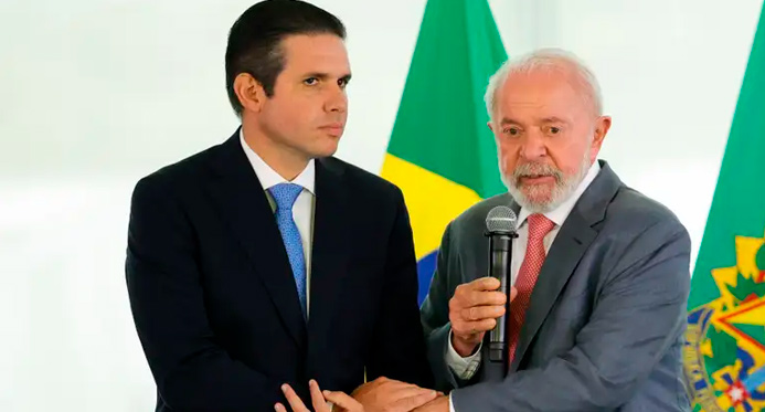 Não adianta Lula repetir Bolsonaro e falar para “bolha”, diz Motta