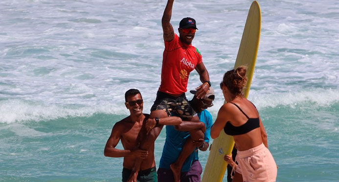 Alexandre Escobar vence primeira etapa do Circuito Brasileiro de Surfe em Saquarema