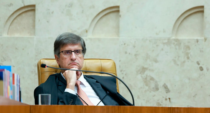 PGR é contra pedido de Bolsonaro para apresentar defesa em 83 dias