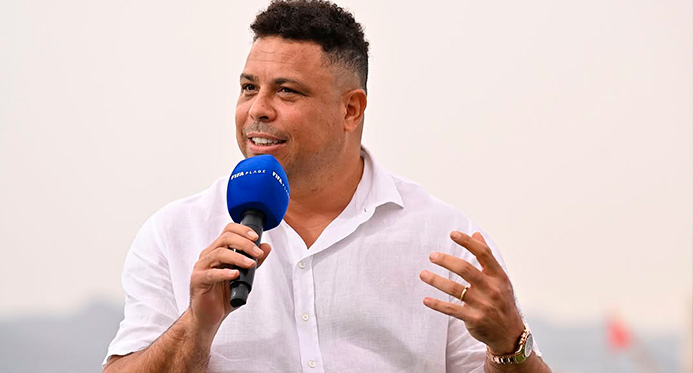 Ronaldo desiste de candidatura para presidência da CBF