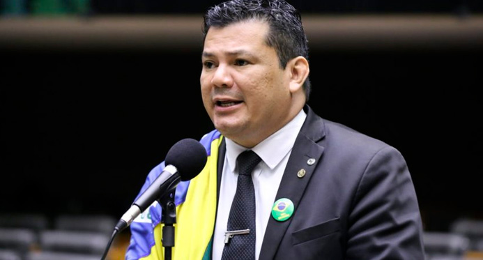 AGU pede investigação contra deputado que disse querer que “Lula morra”