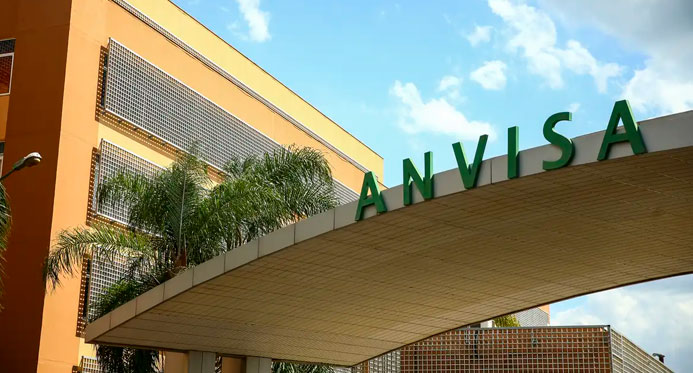 Anvisa proíbe suplementos alimentares com ora-pro-nóbis