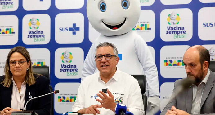 Caderneta de Saúde da Criança ganha versão digital; saiba como acessar