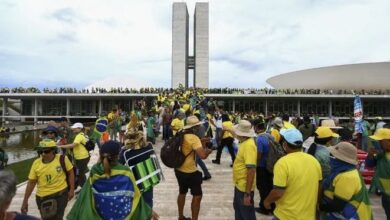 Congresso e STF articulam proposta que reduz pena para réus do 8 de janeiro