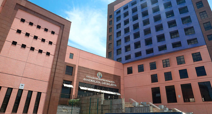 Deputados aprovam regra que pode rever limites de municípios do ES