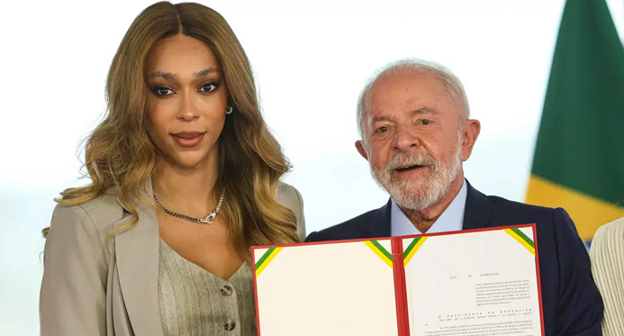 Lula diz que atitude do governo dos EUA com Erika Hilton é abominável