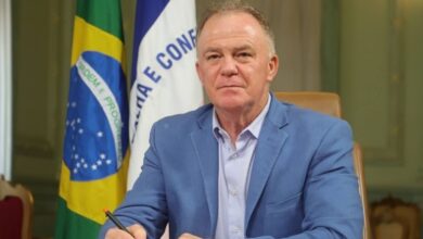 “Ou fico no governo até o fim, ou sou candidato ao Senado”, diz Casagrande sobre eleições de 2026